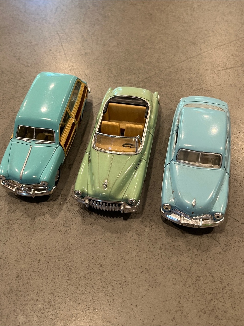 Vintage Die Cast Classic American Car Lot Buick Cadillac Mercury Woody